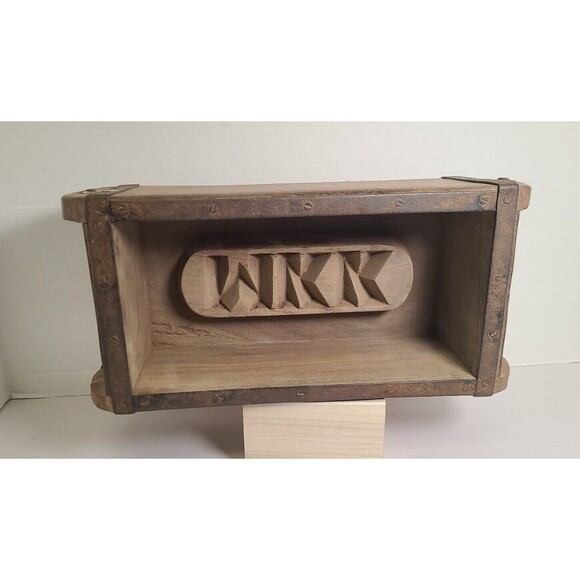 Vintage Rustic Primitive Farmhouse Decor Wooden Brick Mold Box 12x6x4 Marked WKK - Picture 1 of 4